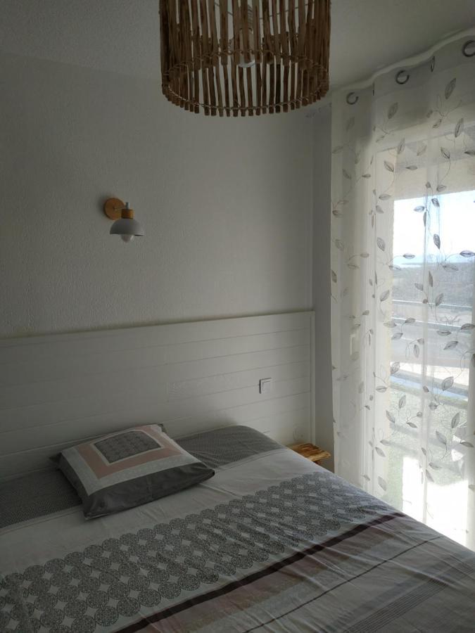 ויאס Appartement, Vue Sur Mer, Acces Direct Plage, Piscine מראה חיצוני תמונה