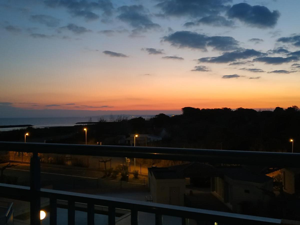 ויאס Appartement, Vue Sur Mer, Acces Direct Plage, Piscine מראה חיצוני תמונה